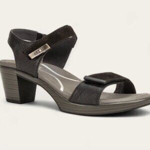 Naot Intact is a fashionable heel size 39, 8-8.5, black, completely adjustable